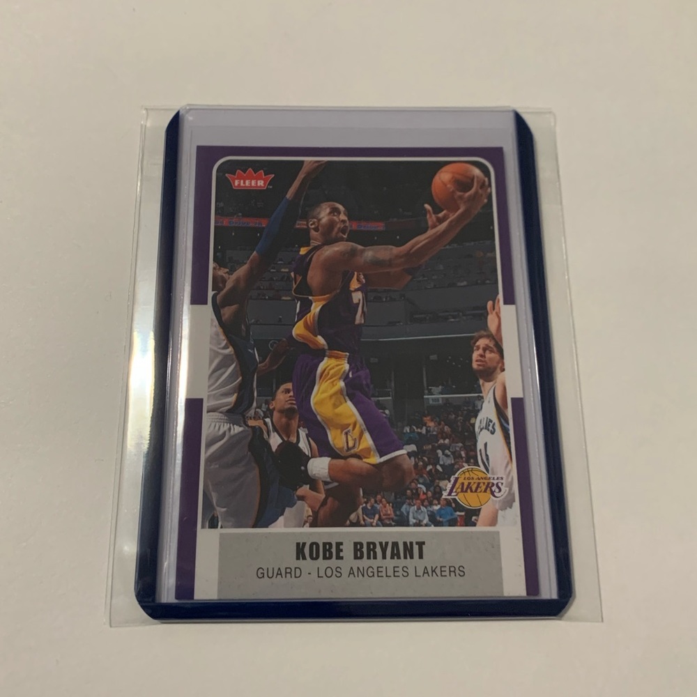 Kobe Bryant ‘08 Fleer Card